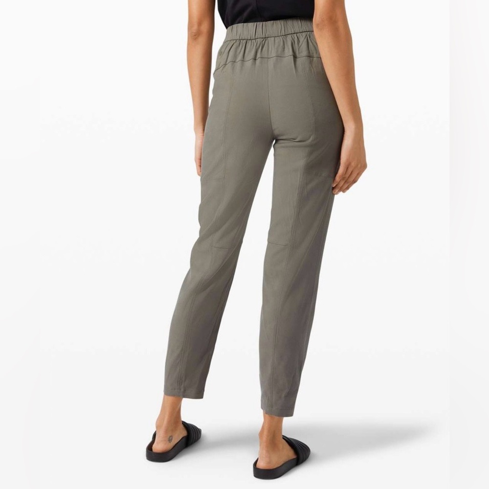 Lululemon Dynamic Days Trouser Pants Cupro-Modal Grey Sage Athleisure Travel - Picture 3 of 10